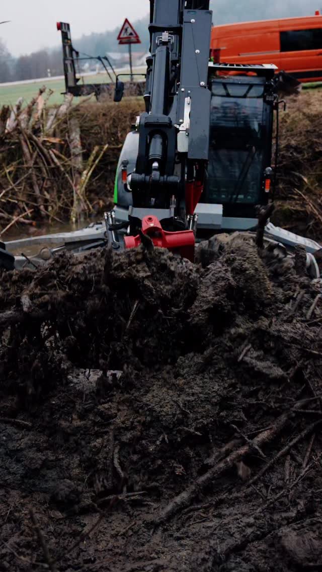 Der MenziMuck M545x ist einfach eine Allzweckmaschine für schwerste Bedingungen 